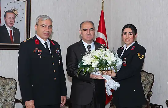 Vali Özkan, 'Jandarma Teşkilatımız, Ülkemizde Yaşanan Kahramanmaraş Merkezli Depremlerden Sonra Yaraların Sarılmasında Önemli Bir Rol Aldı'