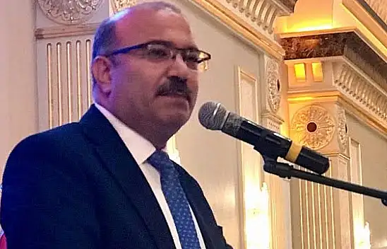 Ya görevini bırakmalı ya el çektirilmeli