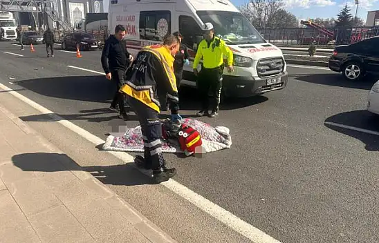 Yolun karşısına geçmek isterken canından oldu