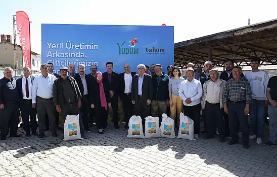 Yudum ve Tohum Derneği, çiftçilere yerli ayçiçeği tohumu dağıttı!