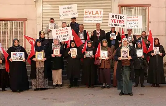 Yüzlerce aile HDP ve PKK'dan evlatlarını istiyor