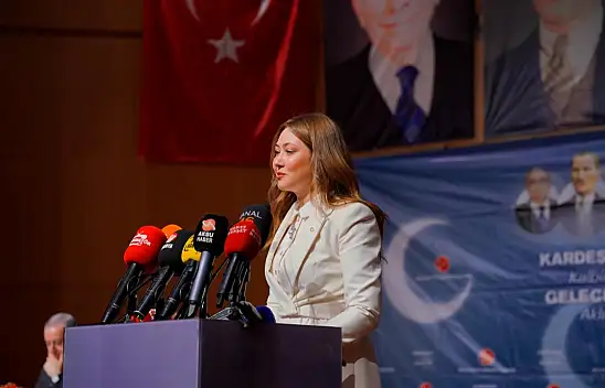 Zuhal Karakoç kimdir? Kimin kızı? Babası kimdir? Zuhal Karakoç Dora eşi kimdir?