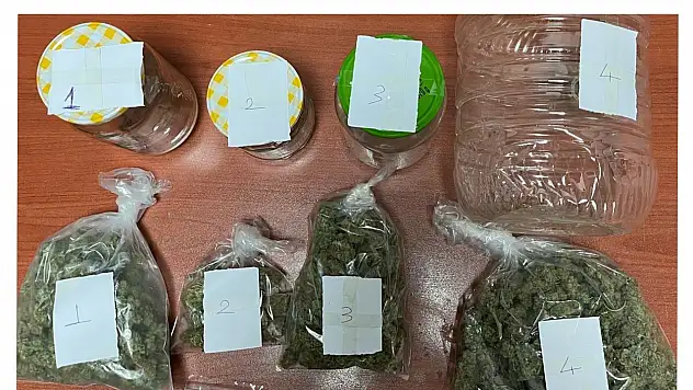 1 kilo 605 gram esrar ele geçirildi