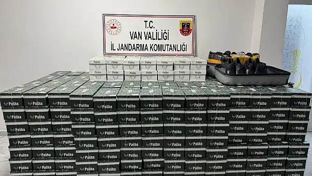 1 milyon 100 bin TL  değerinde kaçak ayakkabı yakalandı!