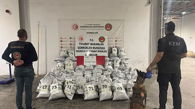 1 ton 870 kilo uyuşturucu ele geçirdi