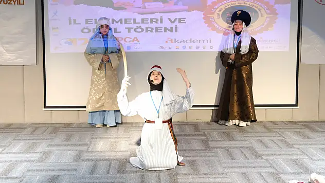 12. Arapça Bilgi ve Etkinlik Yarışması Konya İl finalleri coşkuyla gerçekleştirildi