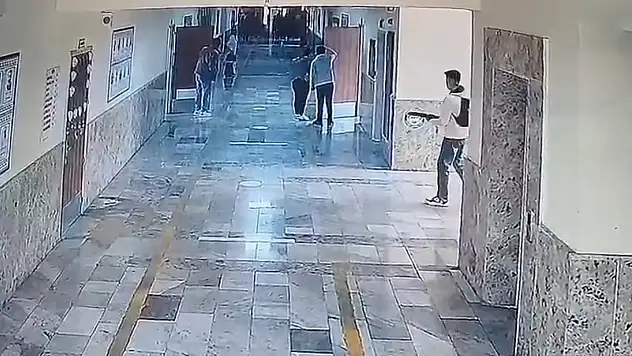 16 kişinin yaralandığı saldırı sonrası okulda eğitime 4 gün ara verildi