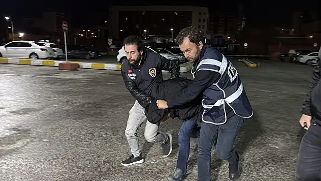 2 kardeşin cinayet zanlısı 25 saatlik kamera incelmesi ile yakalandı