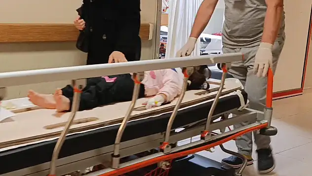 2 yaşındaki çocuk balkondan düştü