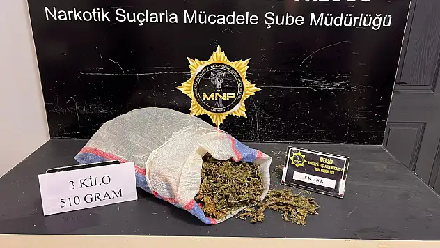 21 kilo 710 gram esrar ele geçirildi