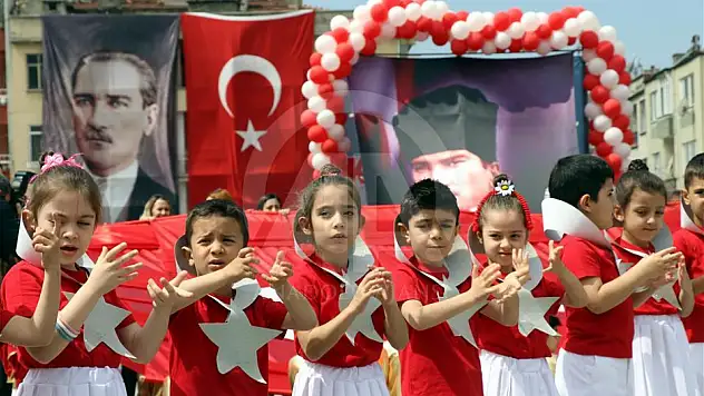 23 Nisan Rusya'da büyük bir coşkuyla kutlandı