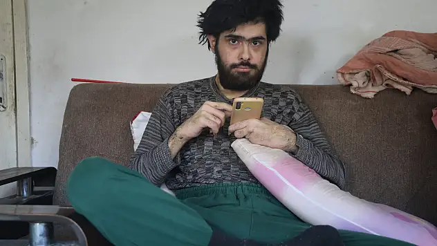 3 yıl sonra duş alıp, tıraş olan Barış'ın hastalığı ortaya çıktı