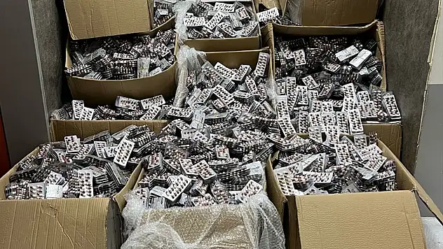 39 bin 223 sentetik ecza hap ele geçirildi