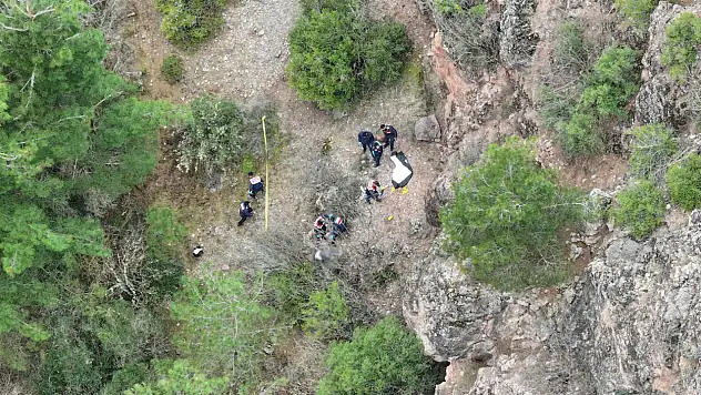 4 gündür aranıyordu: 100 metrelik uçurumda cansız bedeni bulundu