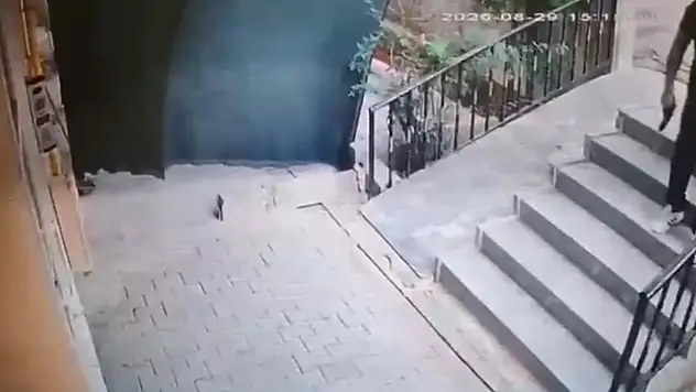 4 yaşındaki çocukların kavgası silahlı tehdide dönüştü
