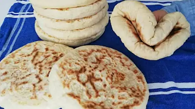 45 yıllık Makedonyalı aşçı bulut gibi bazlamanın sırrını verdi! Bir tutam eklemek yetiyor