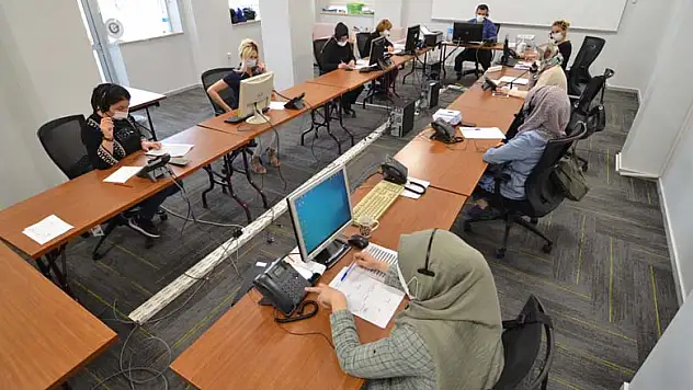 Vaka sayısı azalan Konya'da Kovid-19'la mücadelenin kahramanları: Filyasyon ve çağrı merkezi ekipleri