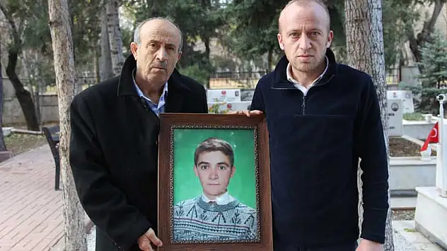 19 yıl önce kışlada öldürülen Konyalı askerin ailesi şehitlik istiyor