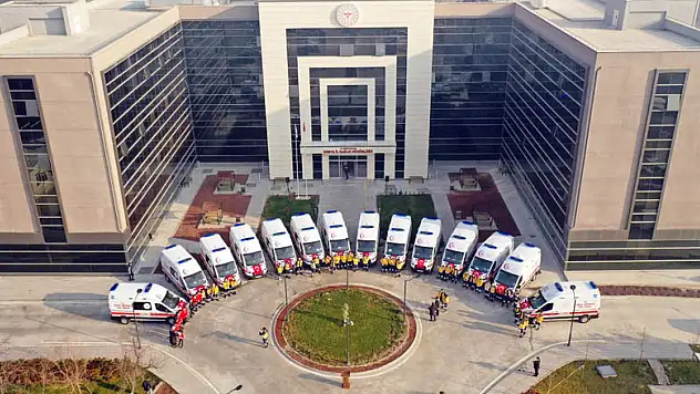 Konya ambulans filosu yeni ambulanslarla güçlendi