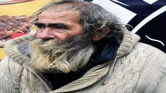 Acı ölüm! Buz tutan İstanbul'da sokakta yaşadığı iddia edilen Sami Babacan donarak öldü