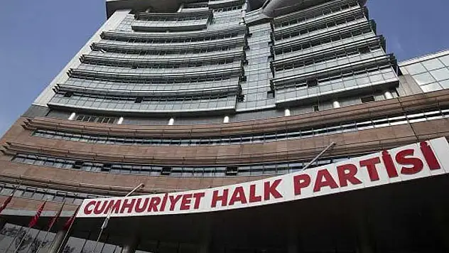 CHP'de mektup krizi! 3 vekil istifa etti