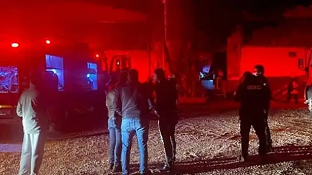 Tavuk çiftliğinde yangın faciası! 16 bin tavuk telef oldu