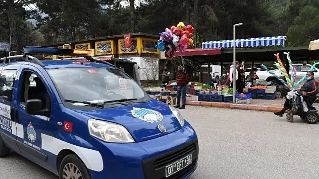 Normalleşmeye başlayan Antalya'da denetimler sıklaştırıldı