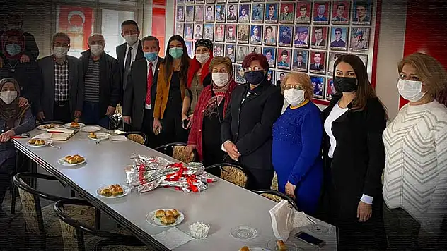 Barış Bektaş: Şehitlerimizi minnetle yâd ediyoruz