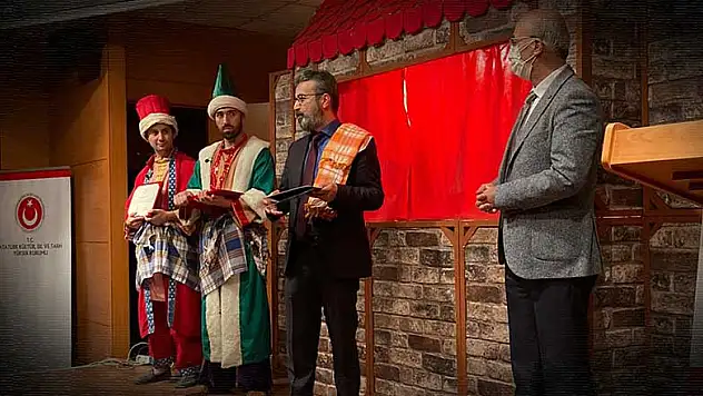 Konyalı sanatçıya ustalık beratı