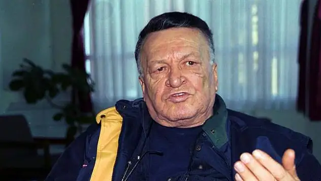 Yeşilçam'ın usta ismi Kartal Tibet vefat etti