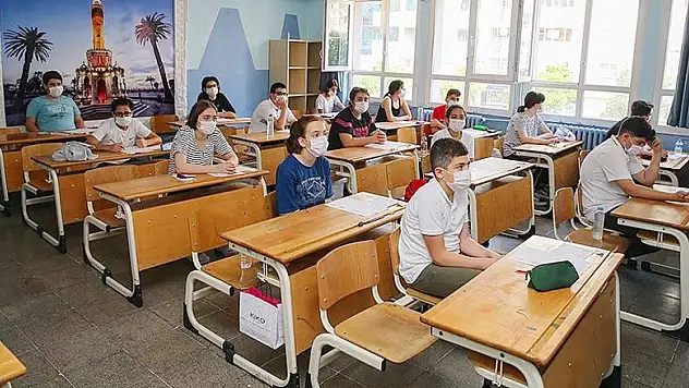 LGS'de öğrencilerin yaklaşık yüzde 35'i sınavla girilen liseleri tercih etti