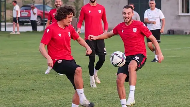 Samsunspor'da 22 futbolcu geldi, 21 oyuncu gitti