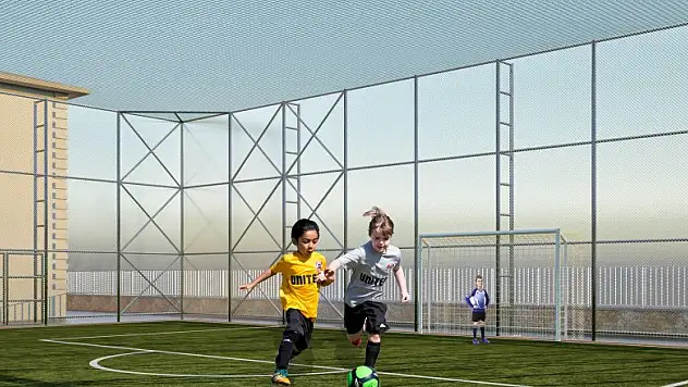 Meram'daki 10 Okula Halı Saha Kazandırılıyor