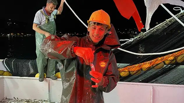 Av yasağı kalktı: Sezonun ilk balıkları avlandı