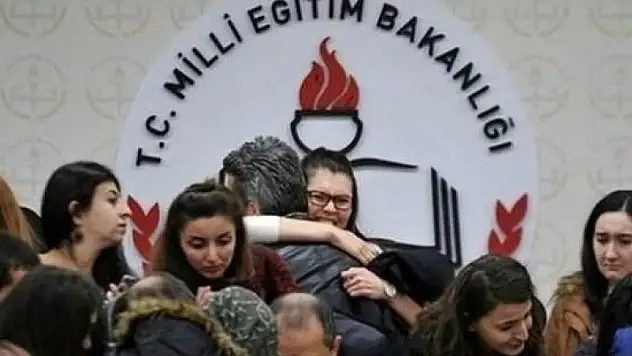 Bakan Özer'den  öğretmen ataması açıklaması