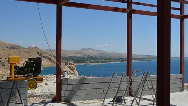 Konya Büyükşehir Belediyesi işbirliğiyle Van Gölü manzaralı seyir terası yapılacak