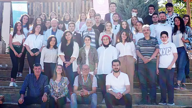 Akşehir Akademisi Vakfı İlk Turnasını Uçurdu