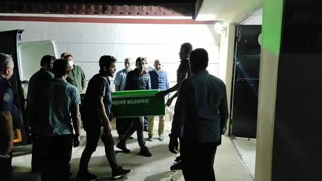 Yol verme kavgası kanlı bitti: 1 ölü, 1 yaralı