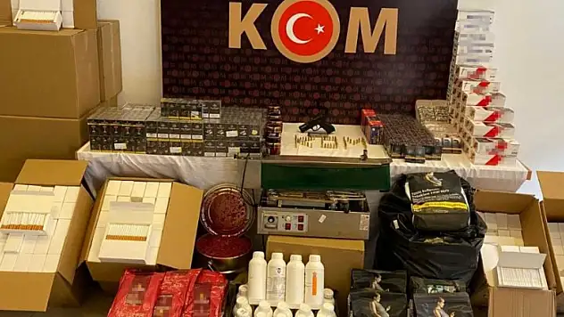Konya merkezli 5 ilde kaçak sigara operasyonu: 9 gözaltı