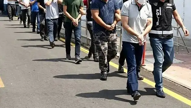 FETÖ'ye dev operasyon: 46 gözaltı