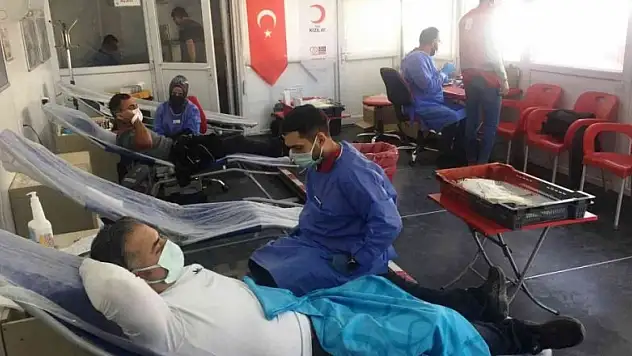 Kulu'da seyyar kan alım tırında 3 günde 180 ünite kan toplandı