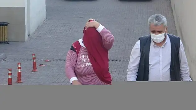 Çelik kapıyı kırarak 160 bin TL değerinde ziynet eşyası çaldı