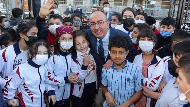 Başkan Kavuş bilim kurtlarıyla buluştu