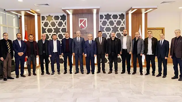 Babür, Gazetecilerle Bir Araya Geldi