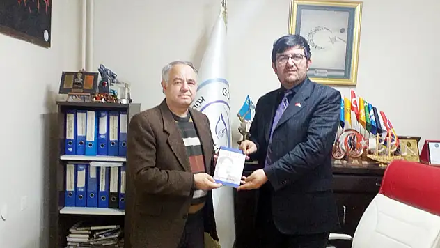 Başkan Sezer'den Gönül Gözü Derneği'ne Ziyaret