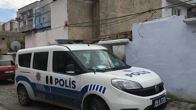 Yemek vermeye gelen yakını tarafından ölü bulundu