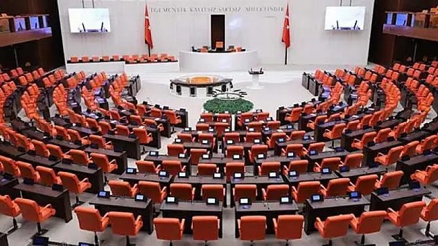 Öğretmenlik Meslek Kanunu teklifi TBMM'ye sunuldu.