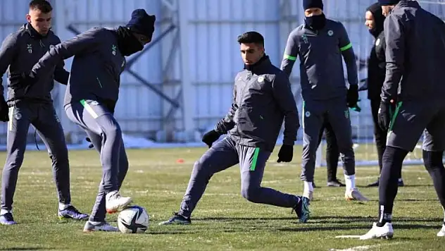 Konyaspor, Altay maçı hazırlıklarına başladı