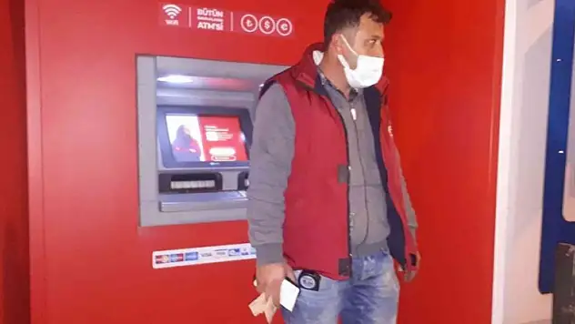 Telefon dolandırıcıları yarım saatte 90 bin lirasını çarptı