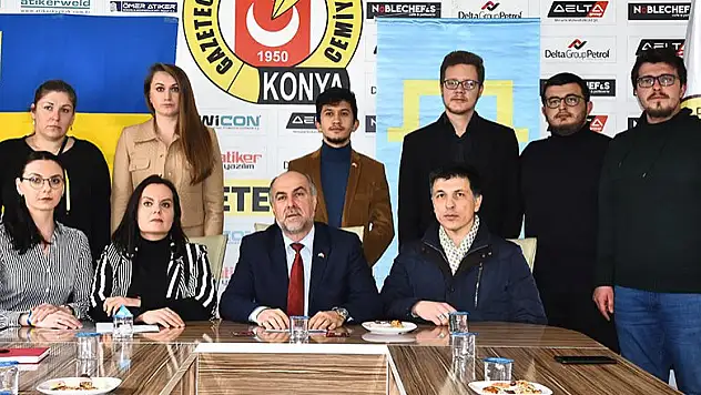 Konya'da yaşayan Ukraynalılarla Kırımlılar savaşın sona ermesini istiyor